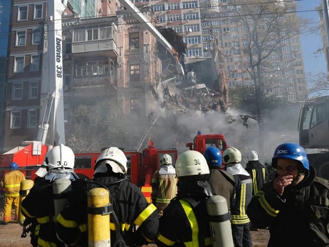 Житловий будинок у Києві після удару дрону відновленню не підлягає