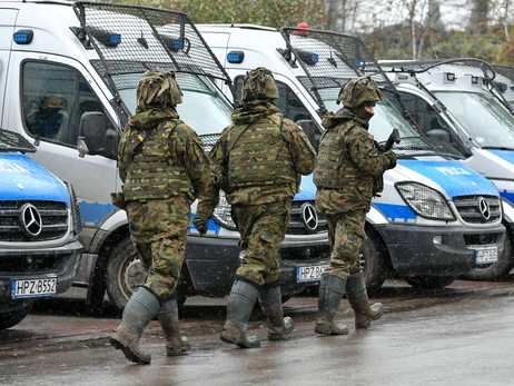 У Польщі завершили обстеження місця падіння ракети