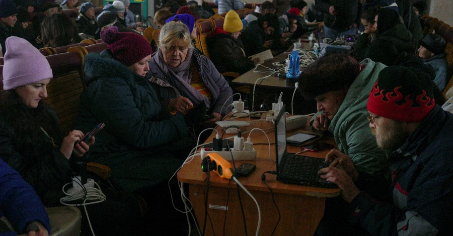 В Херсоне восстановили электричество половине жителей