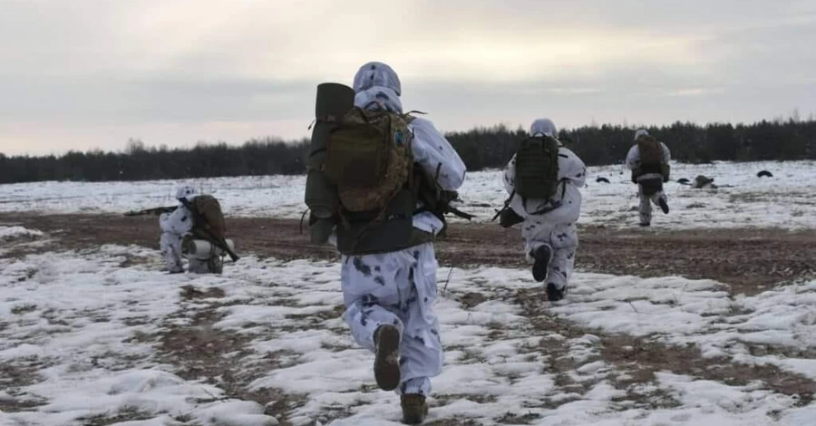 Генштаб: На Луганщині росіяни ховають вогневі позиції між житлових будинків