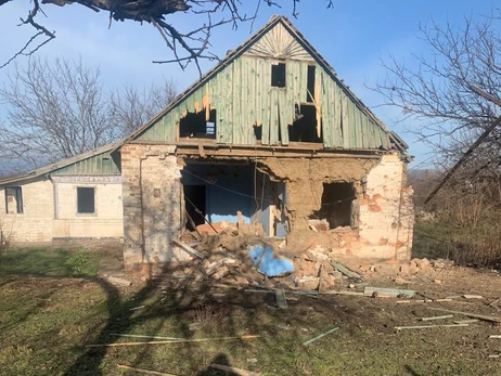 На Запоріжжі під час обстрілу стіна будинку впала на дітей