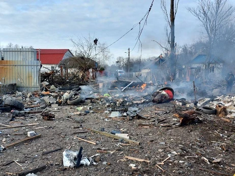 У Києві уламки ракети пошкодили два будинки, серед постраждалих дитина