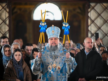 На Стрітення ПЦУ вперше провела богослужіння у Трапезному храмі Лаври