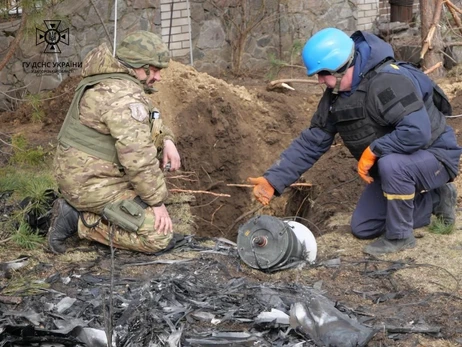 РФ обстреляла Запорожье, повреждены две школы