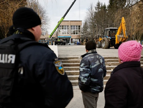 У Ржищеві розібрали завали та знайшли тіло девятої загиблої - комендантки гуртожитку