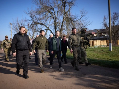 После Донецкой и Харьковской областей Зеленский приехал в Херсонскую