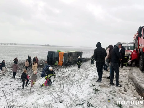 В Хмельницкой области перевернулся автобус с пассажирами сообщением «Варшава – Одесса»