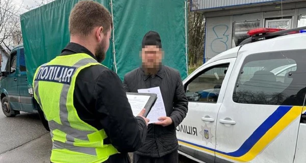 Священнослужителю Києво-Печерської лаври, який напав на оператора, повідомили про підозру