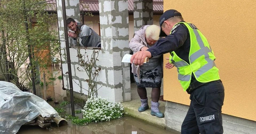 Через дощі підтопило частину Києва та трьох районів області