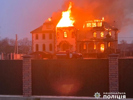 У Чернівецькій області підпалили церкву УПЦ (МП), яку побудували в 2014 році