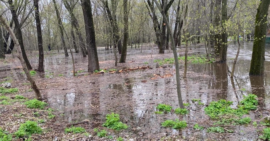 Рівень води у Дніпрі у Києві підіймається другий день поспіль - КМВА