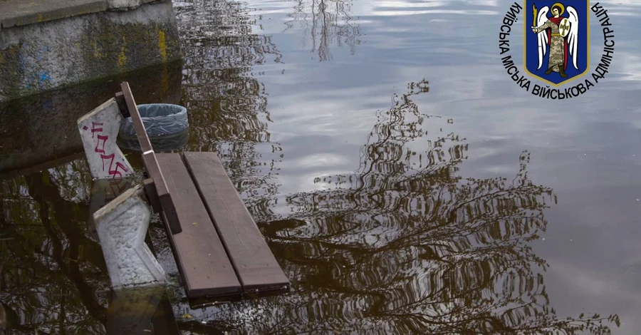 В Киеве за сутки значительно поднялся уровень воды в Днепре