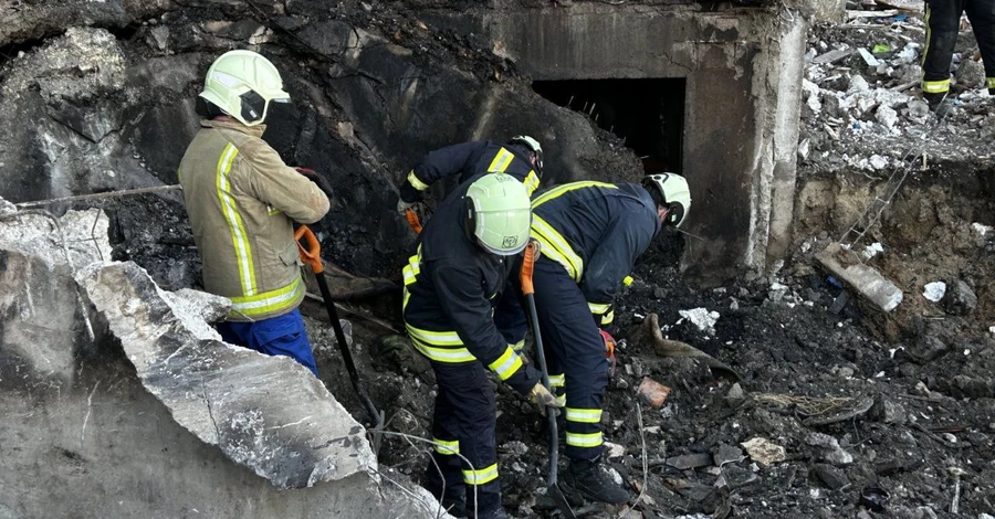 Жертвами ракетного удару по багатоповерхівці в Умані стали 5 дітей