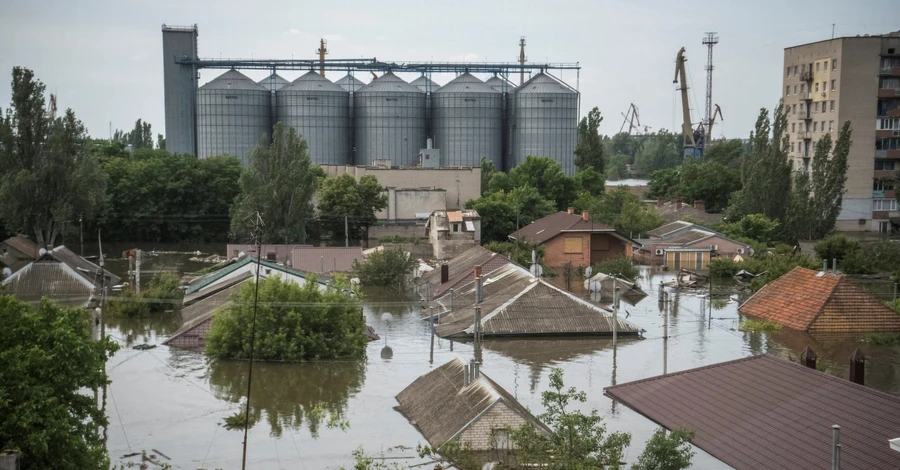 Жертвами затопления в Херсоне уже стали 10 мирных украинцев