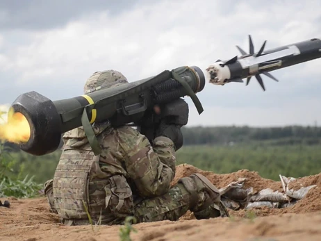 США передадуть Україні Stinger та Javelin в рамках нового пакету допомоги