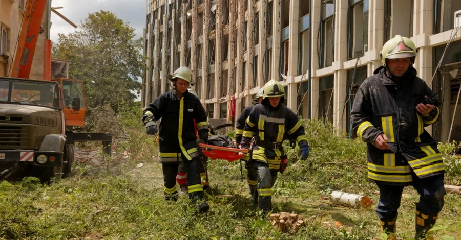 Число жертв ракетного удара во Львове возросло до семи (обновлено)