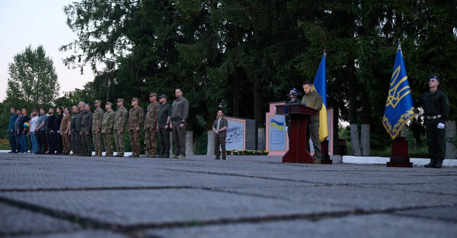 Зеленский во Львове объявил о назначении Героя Украины Пивненко новым руководителем Нацгвардии