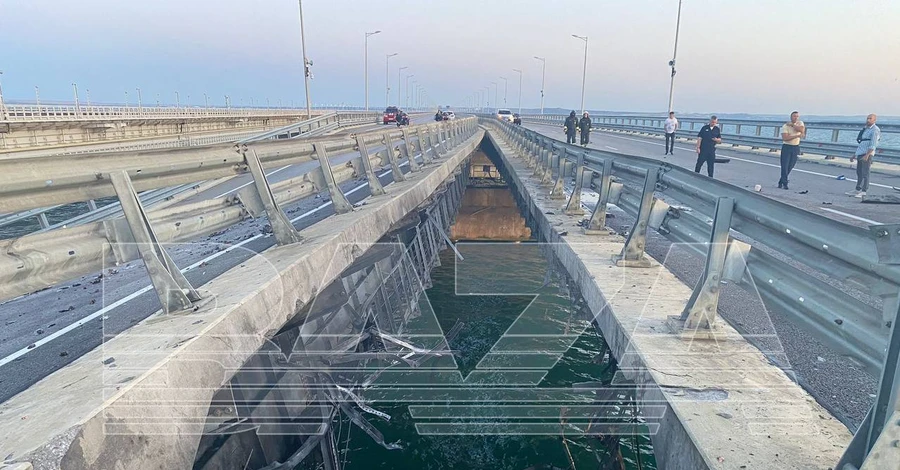 У ГУР та ЗСУ прокоментували вибухи на Кримському мосту