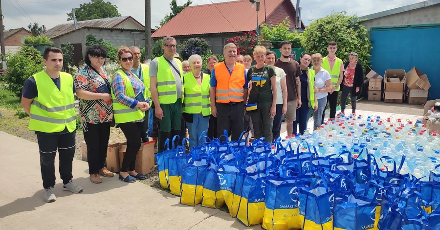 Пастор-волонтер із Миколаєва: Люди повертаються до сіл, де не залишилося цілих будинків