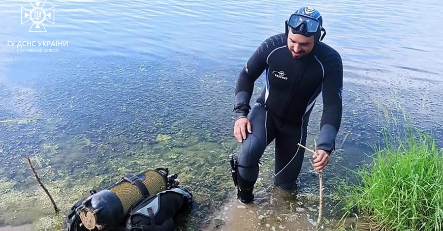 Саперы-водолазы обезвредили полутонную авиабомбу в реке Оскол