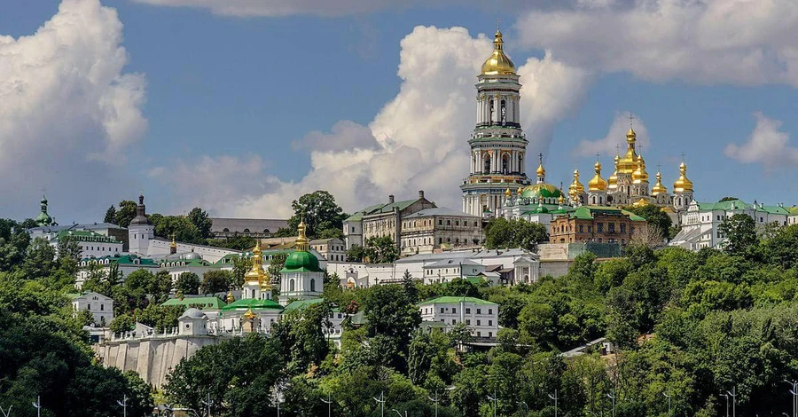 Суд визнав законним одностороннє розірвання договору оренди Києво-Печерської лаври УПЦ МП