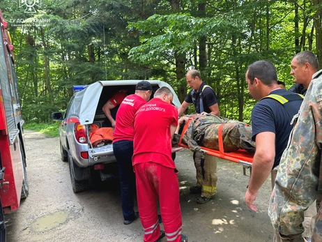 У Яремчі киянка зірвалася зі схилу під час їзди на квадроциклі