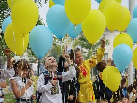 Нововведення 1 вересня: три форми навчання, тести для четверокласників та «дронознавство»