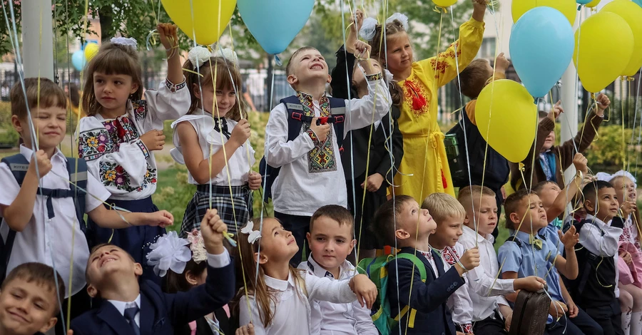 Міністр освіти порадив батькам не змушувати дітей йти на перший урок після нічної тривоги