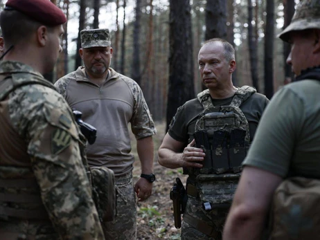 Сирський відвідав бійців на Куп'янському та Лиманському напрямках - обговорили подальше просування