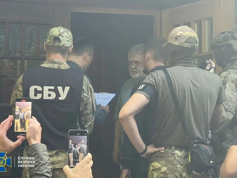 Ігорю Коломойському вручили підозру за шахрайські схеми