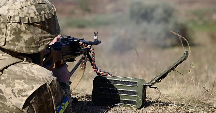 Генштаб: За добу на фронті сталося близько ста бойових зіткнень