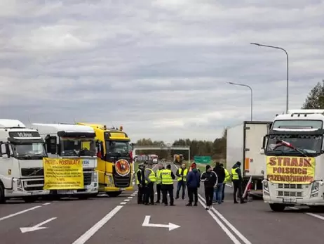 Латвія пропонує посередництво у переговорах про розблокування польсько-українського кордону