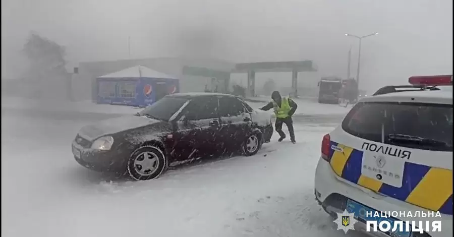 Впродовж тижня в Україну прийдуть ще два циклони