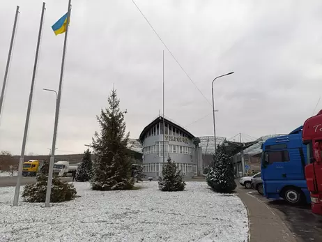 Рух на кордоні зі Словаччиною відновлений - протестувальники припинили блокаду