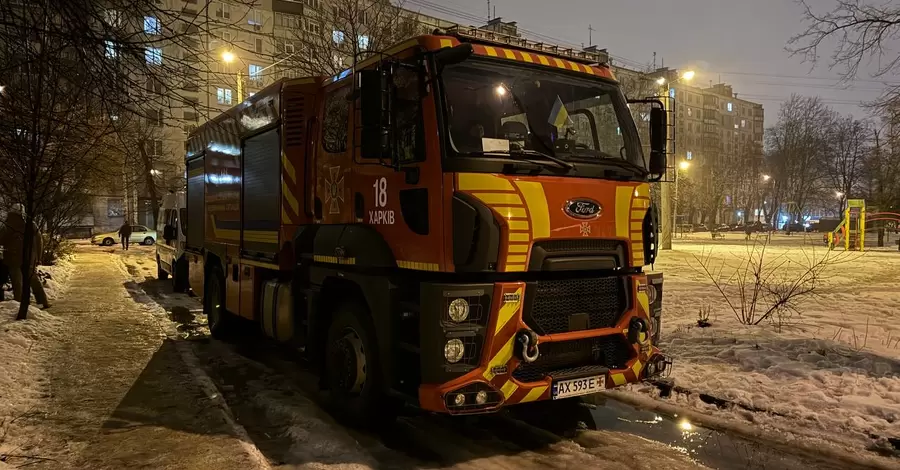 У Харкові з пожежі врятували двох дітей, які були вдома самі