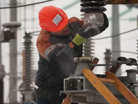 В Україні через негоду без світла залишились жителі понад тисячі населених пунктів