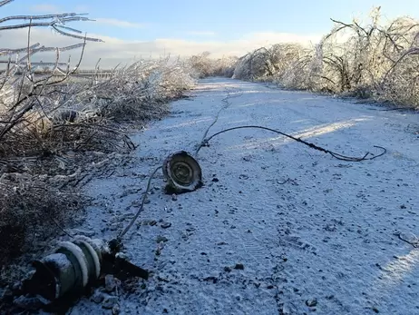 Через негоду без світла залишаються жителі понад 280 населених пунктів