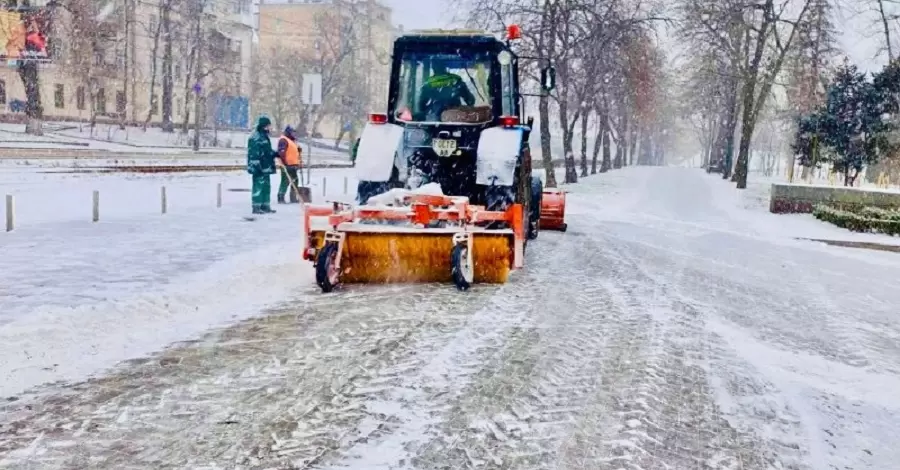 Укргидрометцентр объявил I уровень опасности для жителей шести областей  