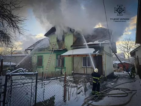 Во Львовской области в пожаре погибли дедушка и его двухлетняя внучка