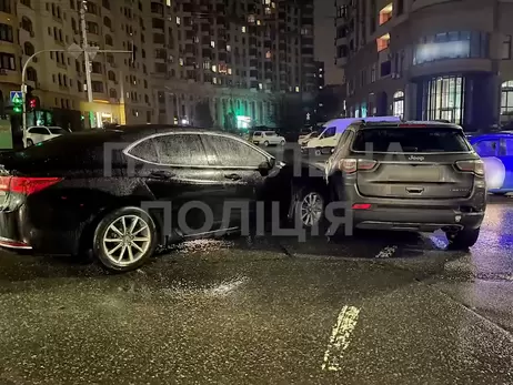 У Києві нетвереза водійка скоїла три ДТП з дитиною в авто