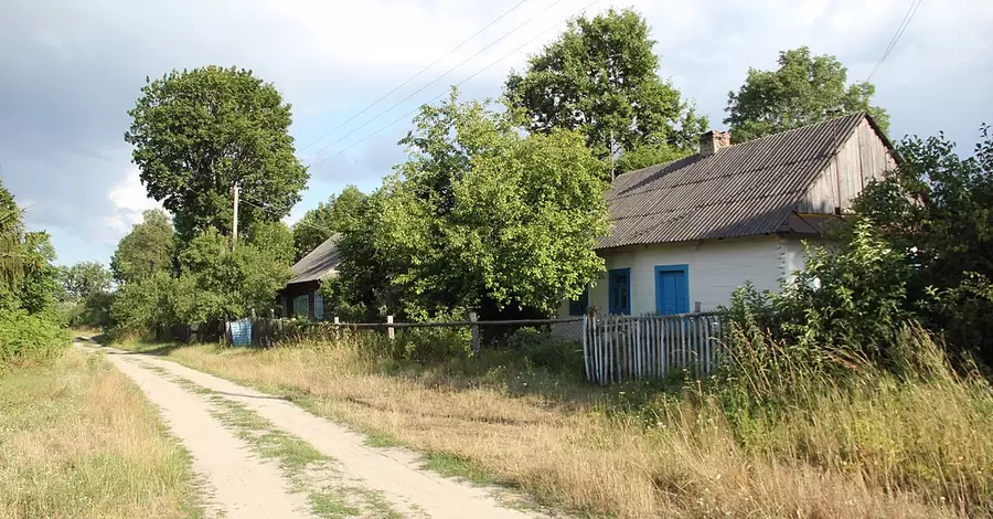 Волынская столица ведьм: слетались в село на Пасху и собирались на Панской горе у липы