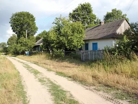 Волинська столиця відьом: зліталися в село на Великдень та збиралися на Панській горі біля липи