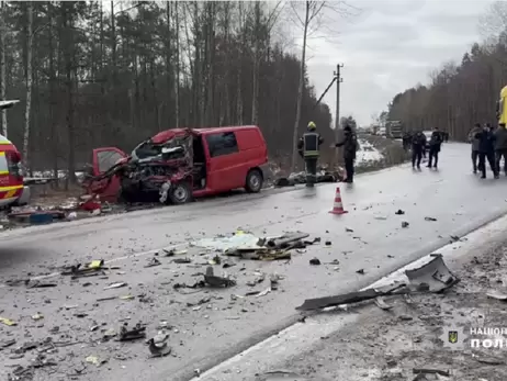 Сиротами залишилися 23 дитини: у ДТП на Рівненщині загинули багатодітні батьки