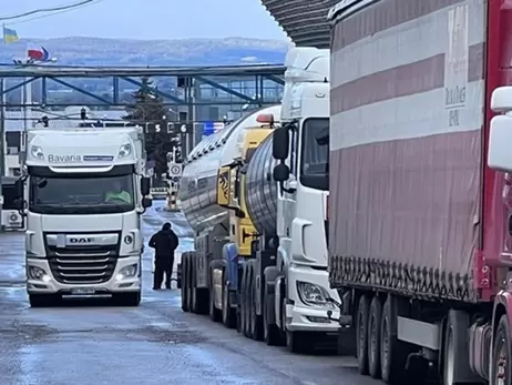 Через протести польських фермерів ускладнено рух у трьох пунктах пропуску на кордоні