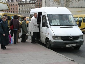 Ползарплаты трачу на маршрутки!  