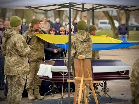 В Одесі попрощалися з ексвіцемером Сергієм Тетюхіним, який загинув від російської ракети