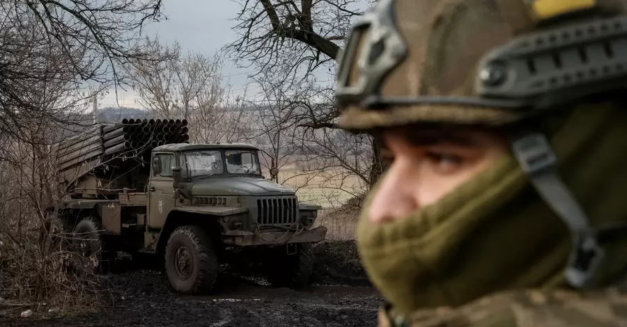 Зеленський через 10 місяців підписав закон про зменшення мобілізаційного віку з 27 до 25 років