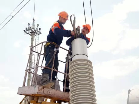 Тарифи на електроенергію зростуть вже цього літа. Скільки заплатимо