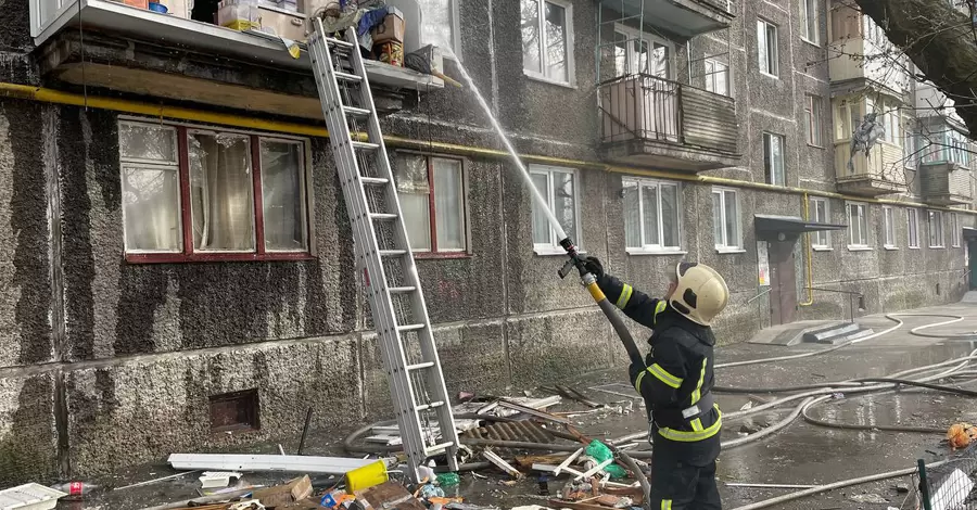 РФ вдарила по Харкову, зафіксовано 4 влучання, є постраждалі