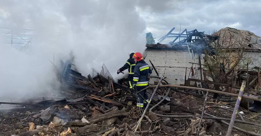 Російські війська знову вдарили по Дніпропетровщині, загинув чоловік